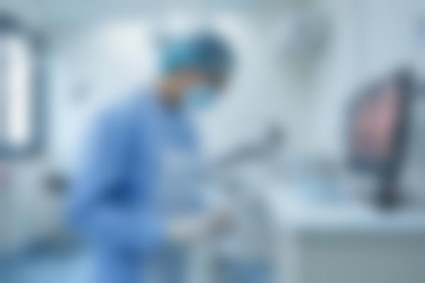 1、张益铭医生青少年矫正技术