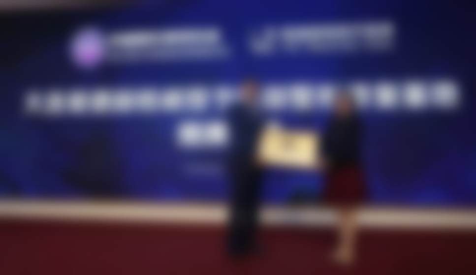 大连爱德丽格医疗美容门诊部刘志刚医生适合做双眼皮修复吗?