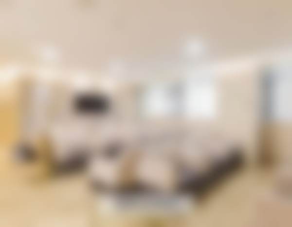 四川华美紫馨整形外科医院李纯青案例效果显著，他打造的眼部整形宛如天生，让你年轻5岁不是梦！ 