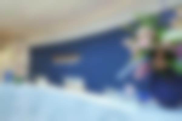 负责祛痘套餐的医生简介