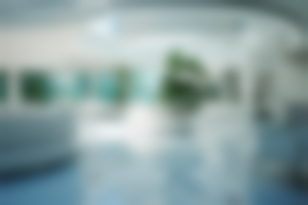 静安区相俊在上海德琳医疗美容医院 （男性私密中心）多少钱？阴茎延长术4800元、包皮环切术1200元，价格透明合理！ 