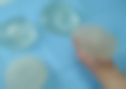 双眼皮手术做完抽烟会延缓修复进程吗