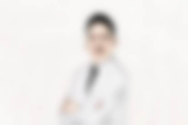 罗荣怀:深耕眼整形十五载的韩国派匠心医师