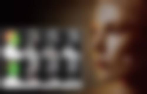 巫云的审美哲学:为何她的作品如此自然灵动